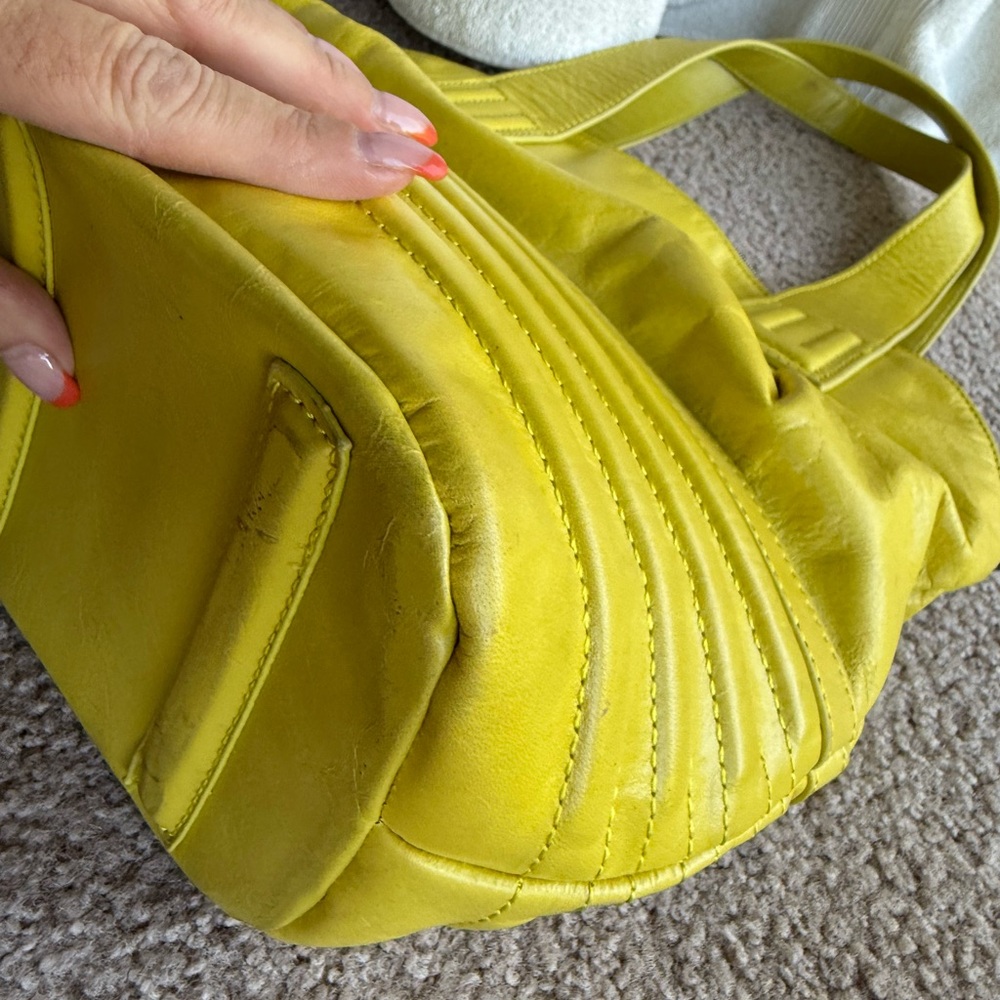 **RARE** Walter Baker Trapunto Yellow Shoulder Bag Leather EUC - Picture 13 of 16